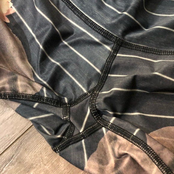 Teeki love the elephant hot pants s - Picture 7 of 8